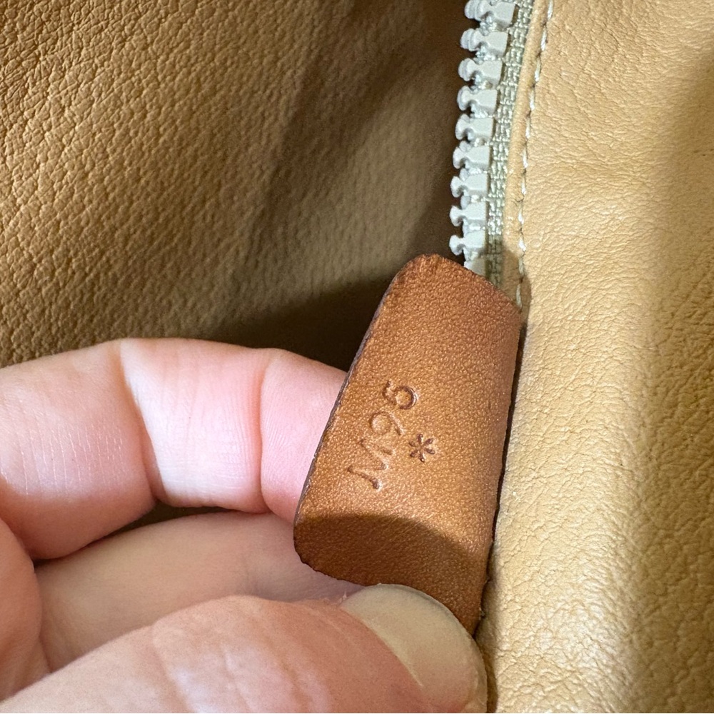 Vintage Céline Macadam Bucket Tote. , excellent condition - Picture 9 of 11